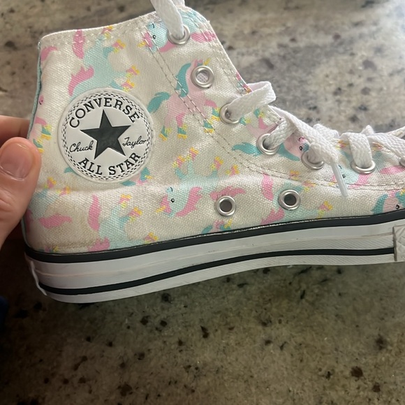 Girls Converse Allstar, Size 2- white shoes with unicorns. Great condition - Picture 4 of 10